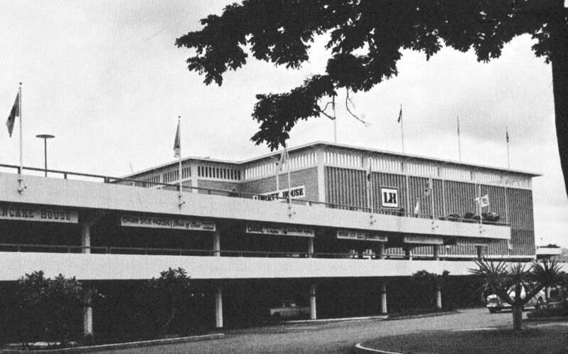 AndyBumatai's tweet photo. Remember dis place?  (Black and white makes it look even older, yeah?)  Liberty House department store was the high maka maka in da day. https://t.co/S6WINZWUEo