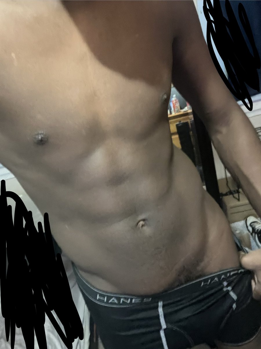 JustaYnForYa's tweet photo. Just got out the shower 🫣 https://t.co/zgYhceUFEx