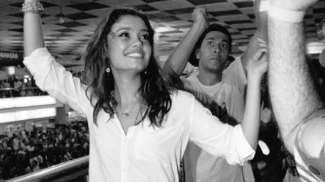 gwrluce's tweet photo. se eu tivesse uma escola de samba essa daq seria a minha rainha p sempre pqp https://t.co/JiXZk6wZSL