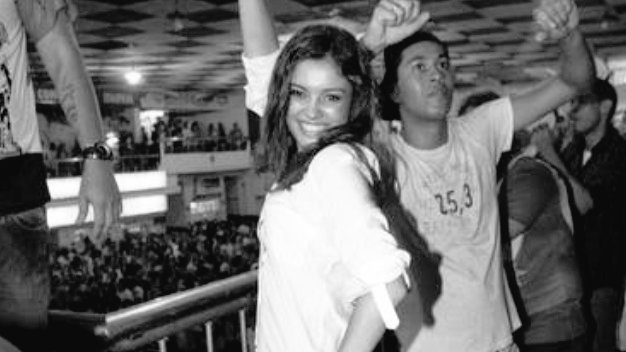 gwrluce's tweet photo. se eu tivesse uma escola de samba essa daq seria a minha rainha p sempre pqp https://t.co/JiXZk6wZSL