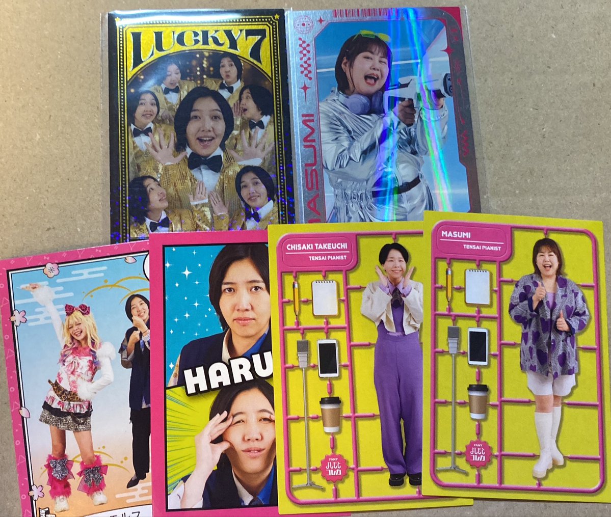 tomogui_NG's tweet photo. @ibno_5 初めまして、検索から失礼いたします。
下記画像のエルフさん・天才ピアニストさんを所持しているのですが、スポットライト 金魚番長との交換は可能でしょうか？
希望される場合n:1も可能です。
ご検討いただけたら幸いです🙇‍♀️ https://t.co/tXuN9yQORv