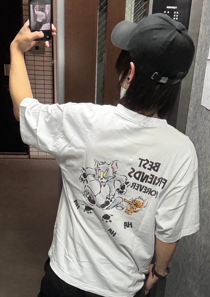 RB74993396's tweet photo. トムジェリTシャツ可愛いのよ！ https://t.co/EDEmZ3DMBq