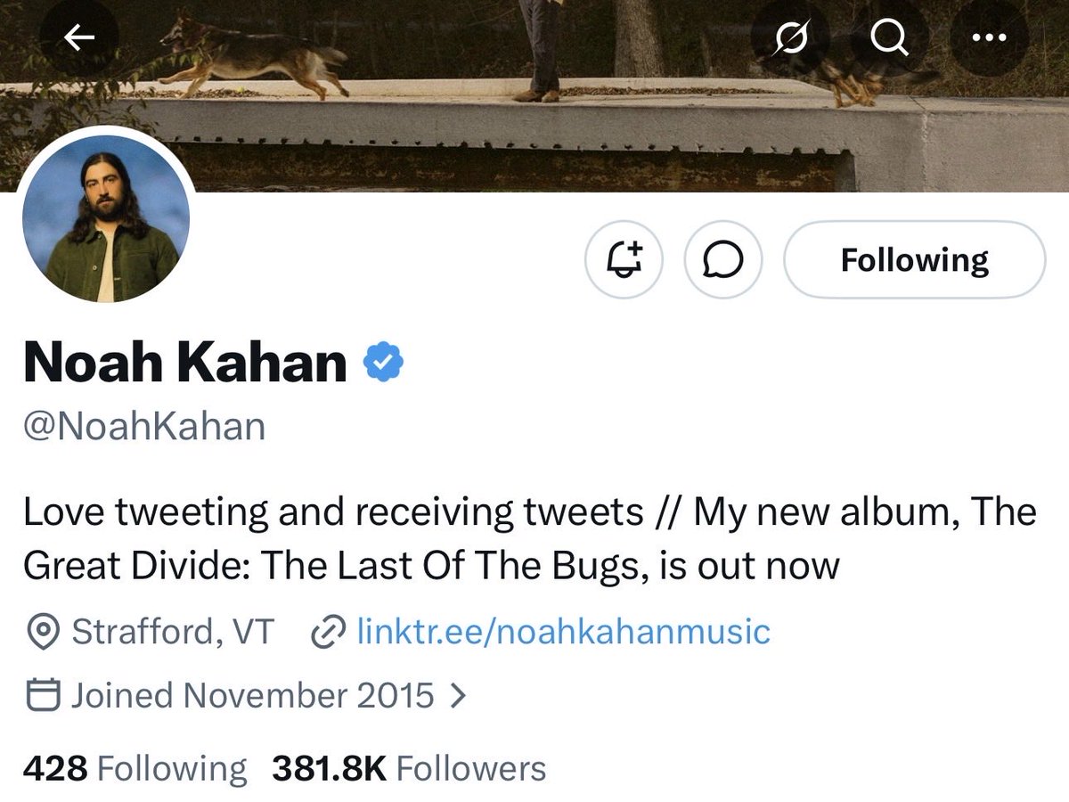 hotmessBNS's tweet photo. The most wholesome celeb bio has to be @NoahKahan who loves tweeting and receiving tweets. 

This one is for you, Noah. 🫶

WHY AREN’T YOU ALL SENDING HIM MORE TWEETS??? 😭 https://t.co/FrRqIpUgvF