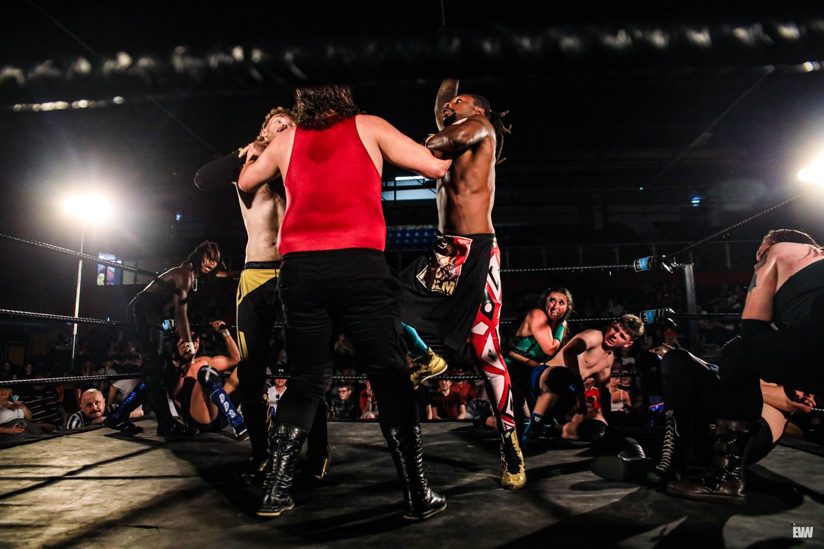 ricardowrestlin's tweet photo. Madness @evolutionwres Ultimate Rumble 🎯 
📸 : @wrestleography https://t.co/loCmo2s35k
