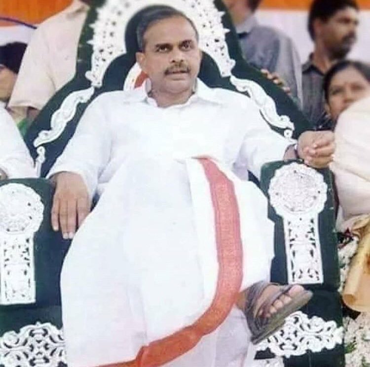 Simran__Syed's tweet photo. If history could describe YSR's legacy in just one word, what would it be?

#77thYSRJayanthi 

Drop your one-word tribute in the comments👇 https://t.co/5mKWEXLeHy