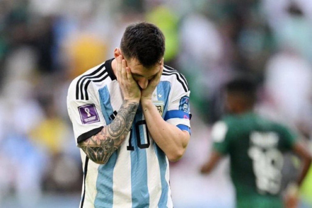 IsmailHelmy13's tweet photo. نجم مستقبل مصر مصطفى شوبير أصبح رابع حارس في تاريخ كأس العالم يتصدى لركلتي جزاء في نسخة واحدة في كأس العالم ضد إيران والأرجنتين شاااابوه ...... وربنا يكمل فرحتنا على خير اللهم امين يارب العالمين. https://t.co/rJtXtItgSt