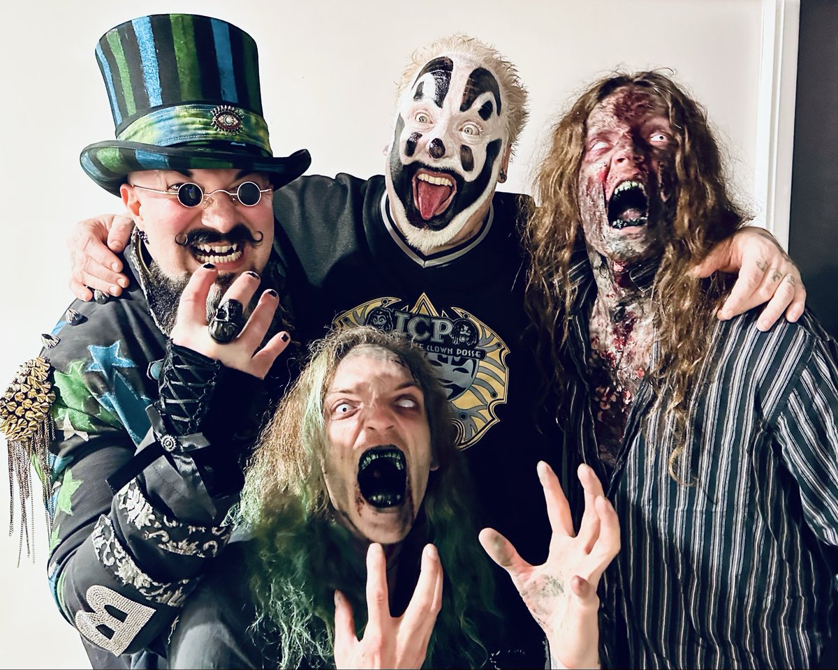 BarnabasBizarre tweet picture