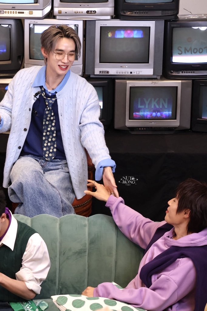 NutHongFamilyTH's tweet photo. 📸 07072026 7.7 SMOOTO LIVE MARATHON

🫪🫪🫪🫪🫪🫪🫪🫪🫪🫪

LYKN LIPGLAM LIVE77
#SmootoxLYKN
#nnutdan #hongshihoshi #LYKN https://t.co/Au4ZPSUKiY