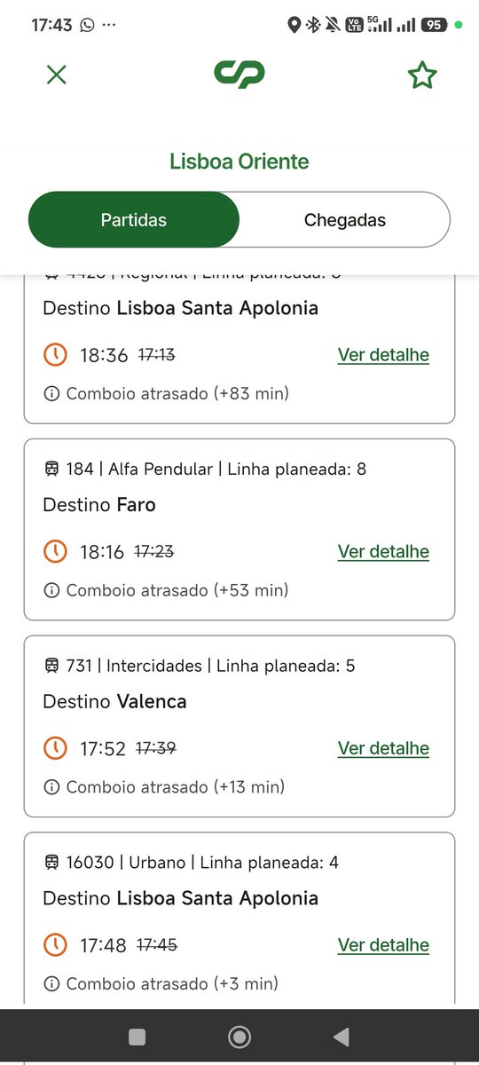 andreiatameri's tweet photo. Os tugas não estão habituados a andarem de transportes públicos e isso é mau para o ambiente! Pagam até para perceber porquê! @govpt , @Infra_PT , responde à questão? 30km no distrito de Lx são 2h de viagem e 300km, depende da incompetência da @CPComboios ! https://t.co/4E6oaAvj6U
