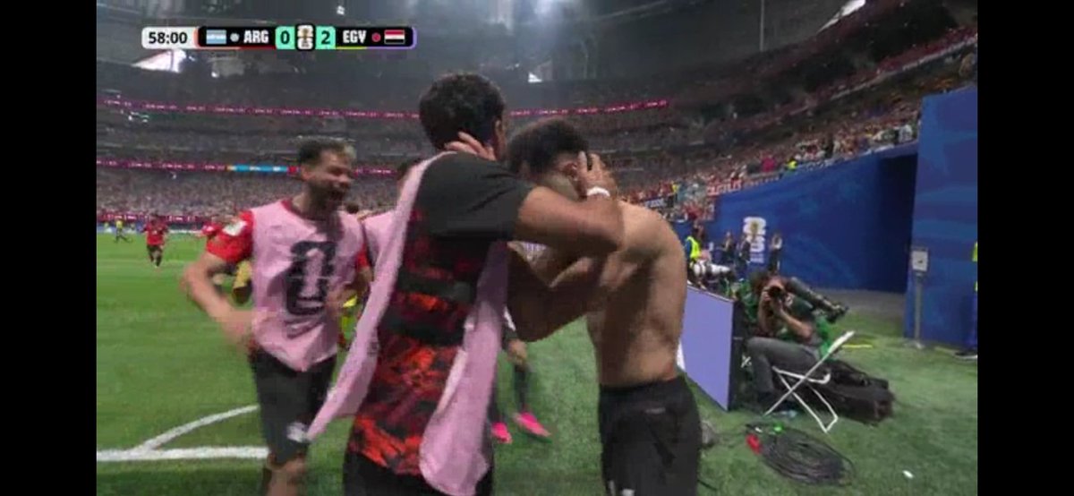 Basitxd69's tweet photo. ref cancel goal omo https://t.co/W6IDFTEWxj