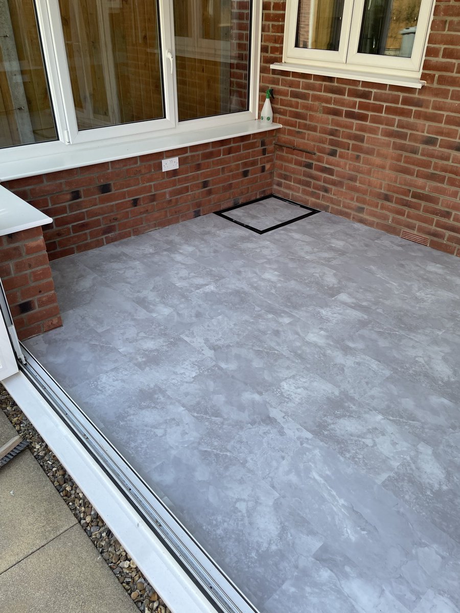 mjcfl00ring's tweet photo. @Polyflorltd Camaro slate LVT on @FBallUK smoothing compound & adhesive
https://t.co/OHO5Erptew
#norwichflooring #norwichfloors #norwichflooringcontractor #teamfball #polyflor #norfolk https://t.co/Z396EMWS4x