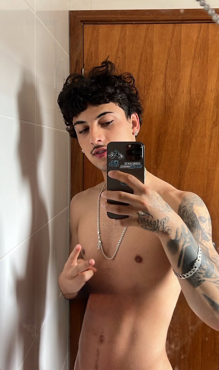 TailSilVip's tweet photo. Oi amor https://t.co/CzxGjOmTi3