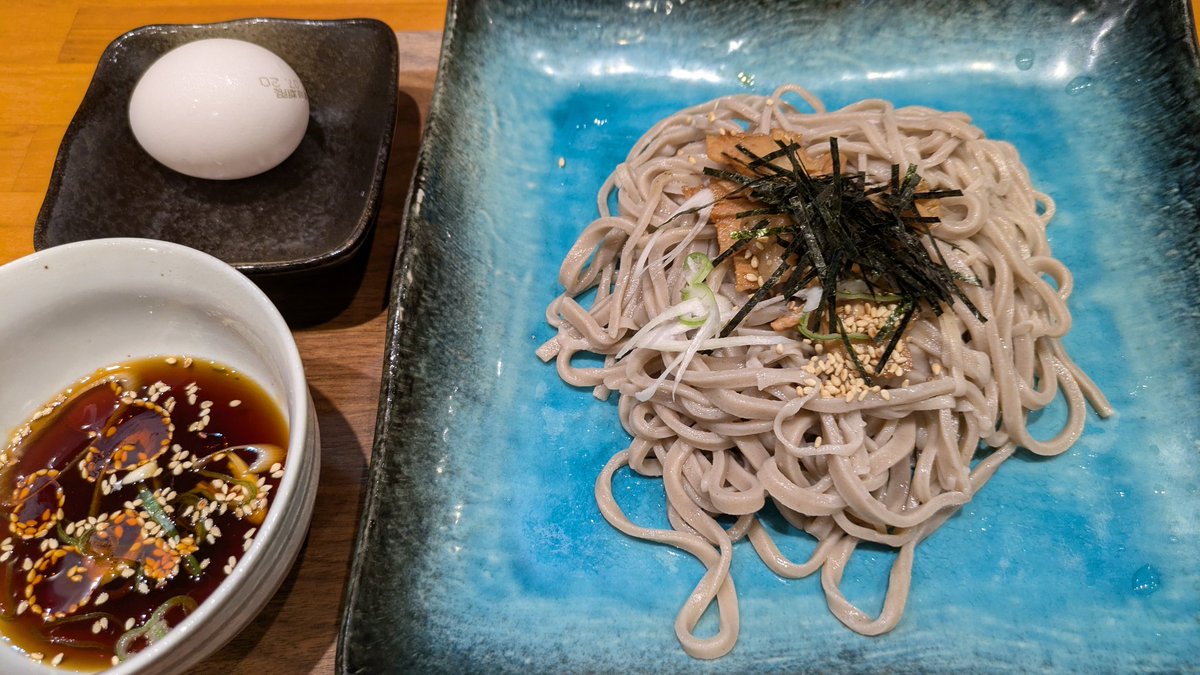 Ta2Ma2mt00141's tweet photo. 城そばキラリさんで〆蕎麦🍜
ジャパンと蕎麦はやはりうまし🍶 https://t.co/gHp8wbiBbn