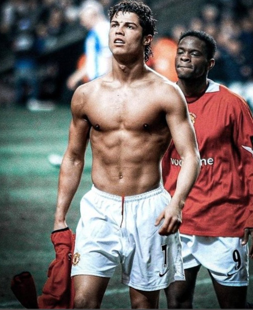 Mesut10ball's tweet photo. @dandelionzonex ????? https://t.co/6Uo3Sym4k9