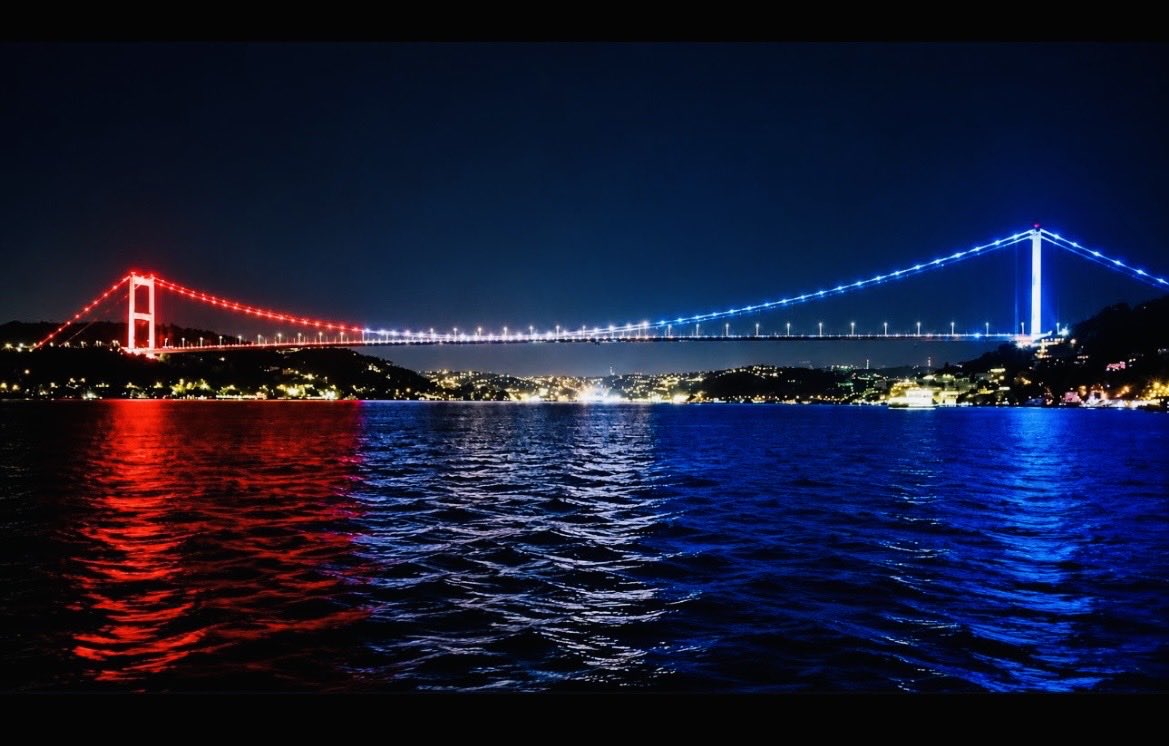 CanUnsal18's tweet photo. @sevdaturkusev Bu ne sümüklünün yalaması 👇 https://t.co/iq2JkPRgsc