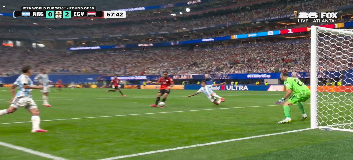 AnoghSamaddar's tweet photo. 🚨⚽🏆 Mostafa Ziko Scores!!!! 
Egypt 2-0 Argentina 

Unbelievable Scenes!!!!! 

#Egypt
#Argentina https://t.co/qo74OriMBo