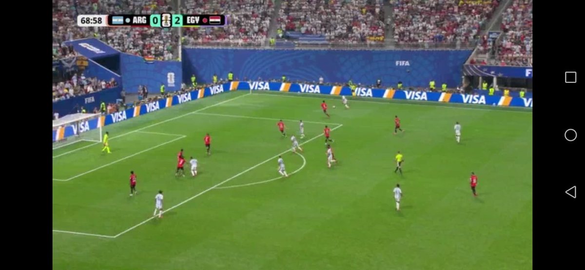 Basitxd69's tweet photo. A clean 3 goals ref cancelled one https://t.co/6e2yYprnAV