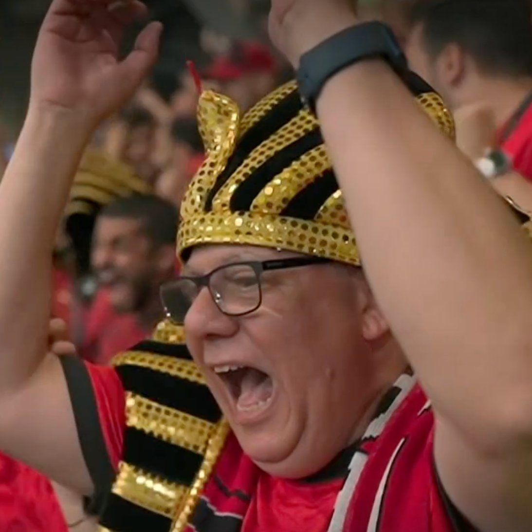 Stake's tweet photo. EGYPT 2-0 ARGENTINA 🤯

Is Messi’s World Cup run coming to an end? https://t.co/LpH26PMXLt