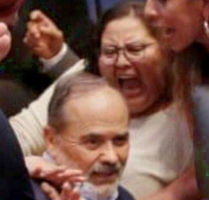 jpaltamirano's tweet photo. La HIPOCRESÍA de tres nausebundas “feministas de ocasión, ante el corrupto y cobarde golpeador, exhuachicolero de PEMEX

Todas de MORENA. https://t.co/OGVDozpqGR