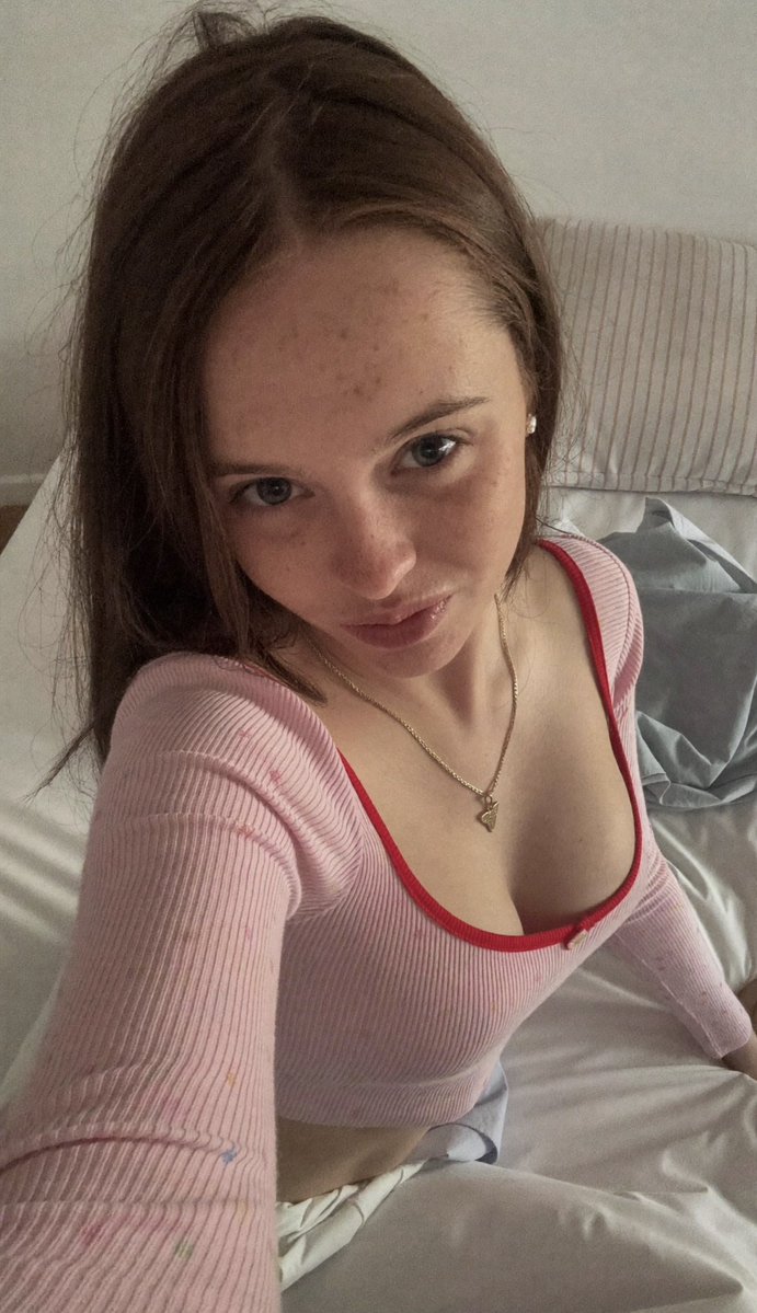 Lilymnn tweet media