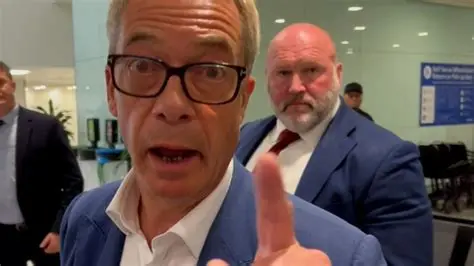 dave43law's tweet photo. 🚨🚨FAKE CLACTON BYELECTION

💀LABOUR WILL NOT STAND
💀CONSERVATIVES WILL NOT STAND
💀RESTORE WILL NOT STAND
💀LIB DEMS WILL NOT STAND

Increasingly likely Farage's attention seeking summer will be spent fighting Count Binface https://t.co/veNBfD2Rwq