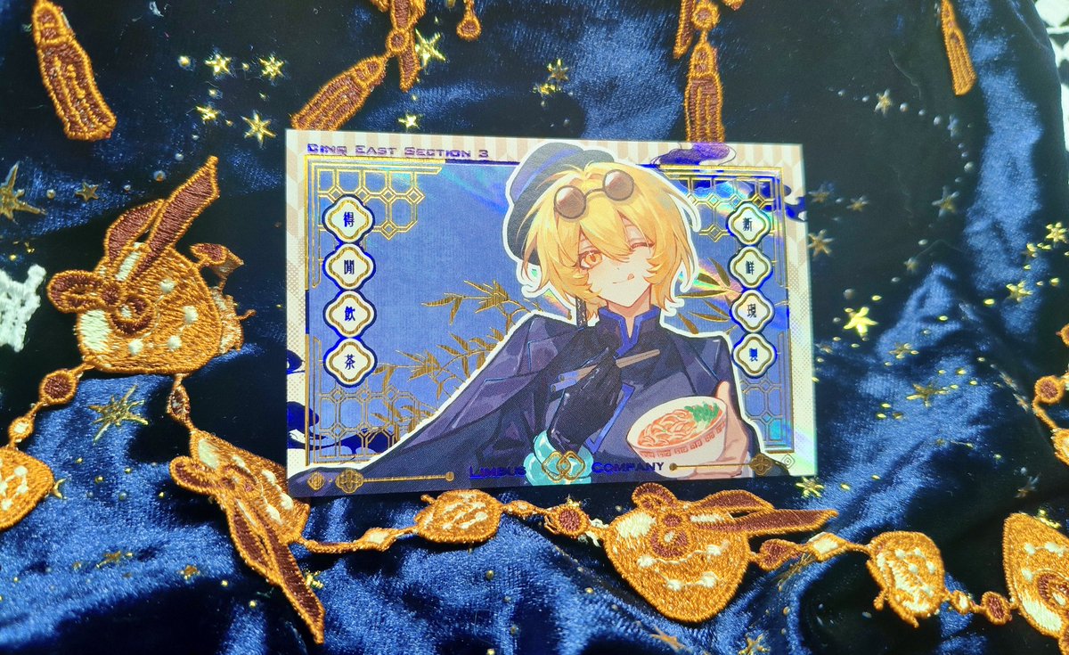 yuemiao0v0's tweet photo. 最近会拍一点谷子了 https://t.co/wdOSpwzJdj