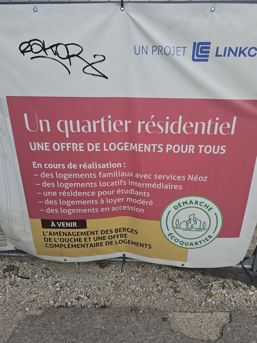 Jnl25's tweet photo. Heureusement le programme immobilier va nous sauver 🤣🤣 https://t.co/DCtF3gtN3r