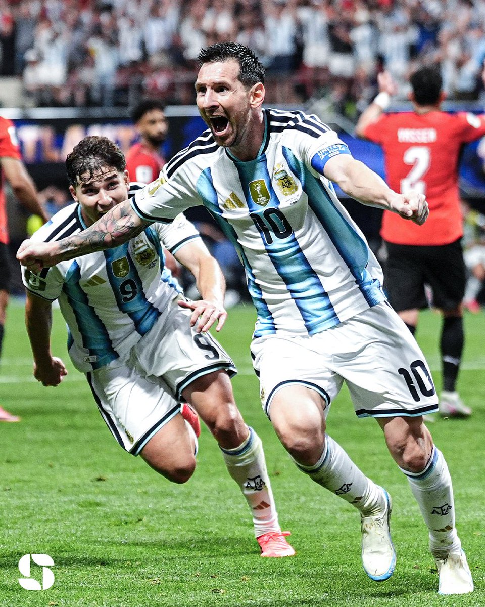 Squawka's tweet photo. Lionel Messi has now scored in NINE consecutive World Cup matches.

I have no words. 🐐 https://t.co/lTaVpRkZQm