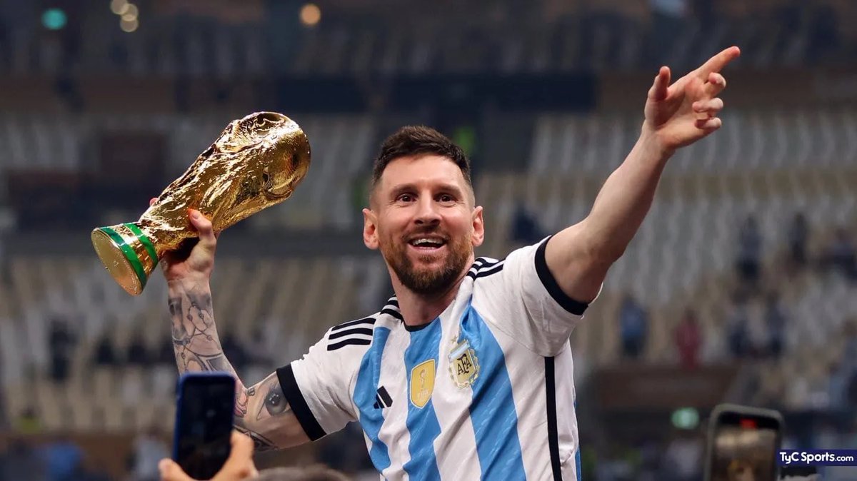 ModoScaloneta's tweet photo. SÍGANLO ESPERANDO HIJOS DE PUTA, ESTE SI APARECE EN PARTIDOS IMPORTANTES 

MESSI Y SIEMPRE MESSI, 21 GOLES EN MUNDIALES. ÍDOLO Y BANDERA DE ESTE PAÍS https://t.co/zENNG1wmGU