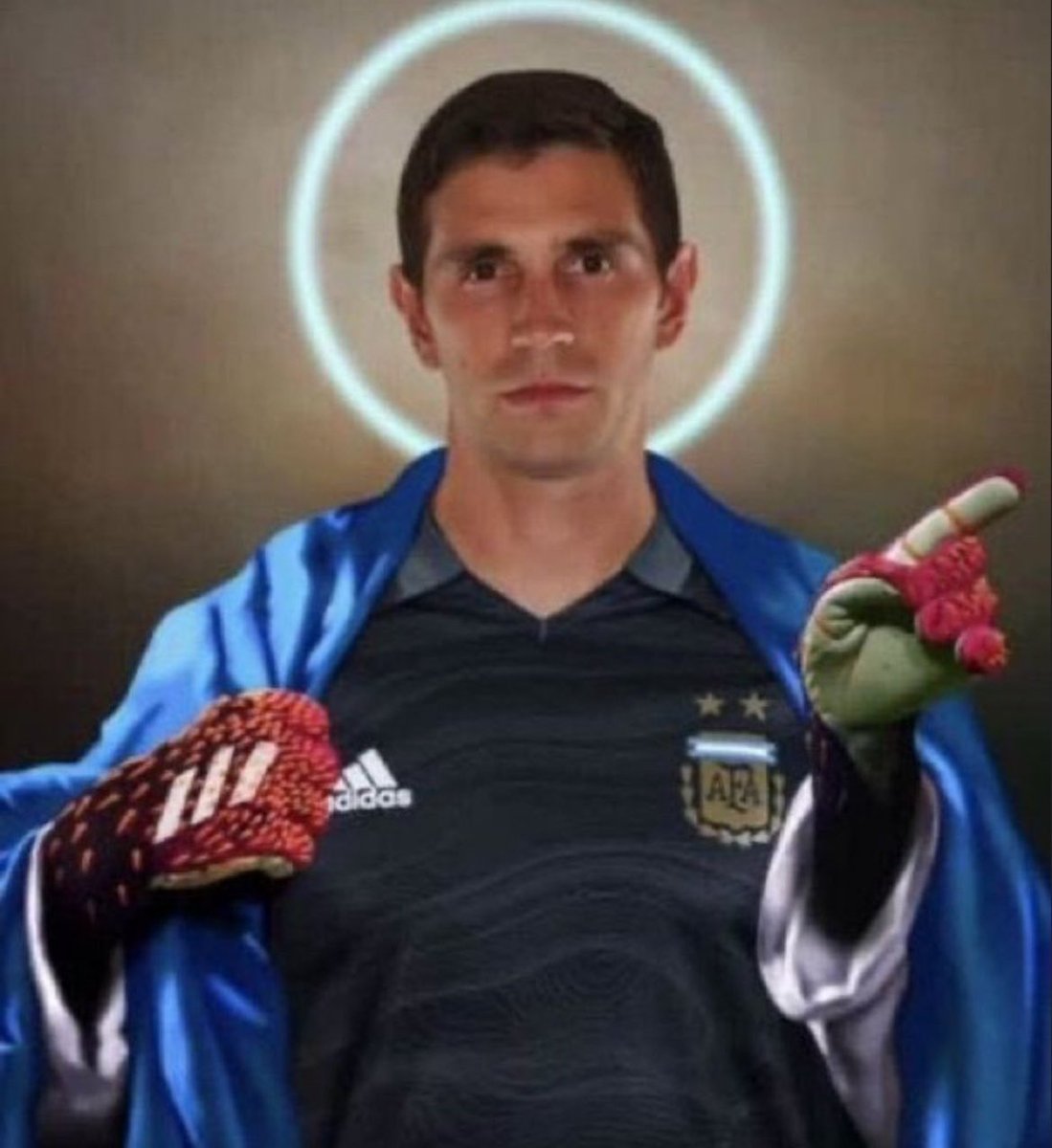 FandomAguerrid's tweet photo. ARGENTINOS RESPONDAN ESTO YA 

EL ARCO DE EMILIANO MARTINEZ ESTA CERRADO NO PASARAN https://t.co/tWKLtiZPQj