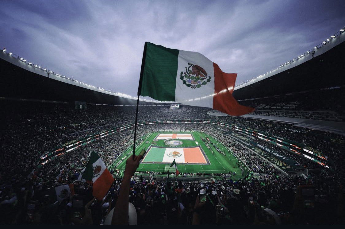 figuerasports's tweet photo. 📸 GRAN FOTO del único TRES VECES MUNDIALISTA ESTADIO AZTECA.🇲🇽

🏟️
#EstadioAzteca
#EstadioBanorte
#EstadioCiudadDeMéxico https://t.co/2aWub4a5yX