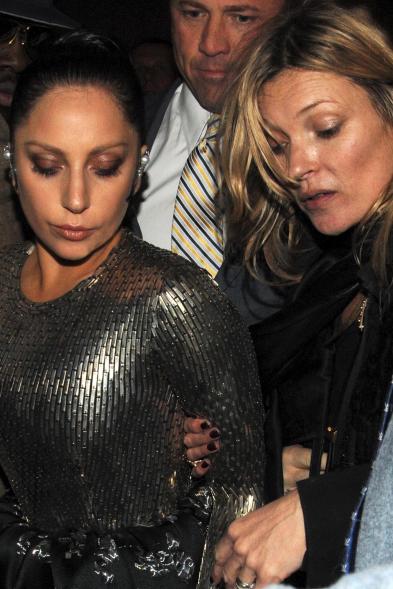 thecountessine's tweet photo. lady gaga partying with kate moss https://t.co/y8lbdW7SM1