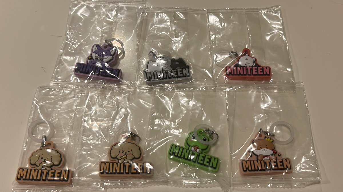 OxOxxxm9's tweet photo. SEVENTEEN セブチ MINITEEN ミニティーン パッケージチャーム グミ ガチャガチャ ぷっくり めじるし交換

譲 ジュン ウォヌ ウジ ドギョム(×2) ミンハオ ディノ

求 ミンギュ ホシ ＞ エスクプス スングァン

異種交換希望 ミンギュ最優先 郵送での交換希望です。
お断りは♡で返させていただきます。 https://t.co/08cDKlQqaq