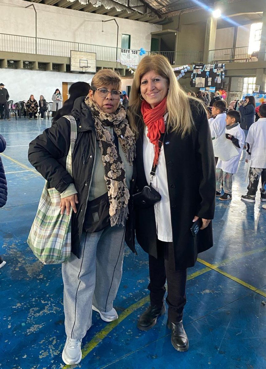 AcsMoron's tweet photo. Acompañamos a la Asoc.Belgraniana de Morón en la "13° muestra Belgraniana" realizada en la Unidad Académica Manuel Dorrego de Morón.
¡Felicitaciones a los organizadores y escuelas participantes! 
¡Viva la Patria! https://t.co/0OOJLwmwvy