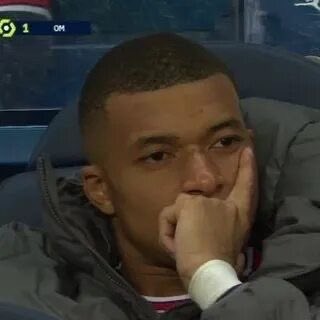 thvkcos's tweet photo. Y'a faute sur le joueur égyptien c'est exactement la même faute que le but annulé de taleur mais comme c'est la corruption argentine y'a rien #EGYARG https://t.co/qI2VRSr7XJ