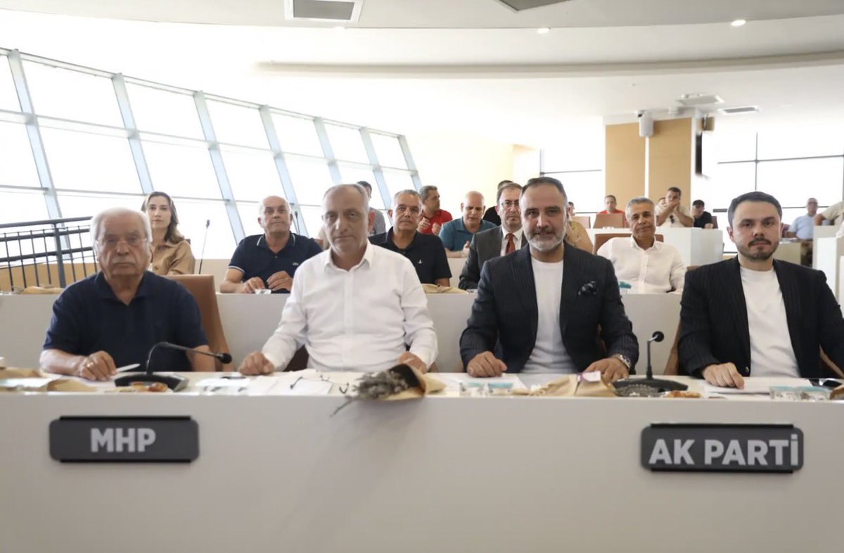 alaaddinISIK's tweet photo. Alanya Belediye Meclisimizin Temmuz Ayı Olağan Toplantısı’nı gerçekleştirdik.

Aldığımız kararların şehrimiz ve kıymetli hemşehrilerimiz için hayırlara vesile olmasını temenni ediyor, güzel Alanya’mıza katkı sağlamasını diliyorum. https://t.co/K4BoEwhVDk