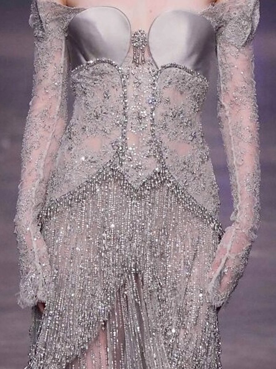 softtglamour's tweet photo. Georges Hobeika Fall 2026 Couture https://t.co/7sn7OG8d2l