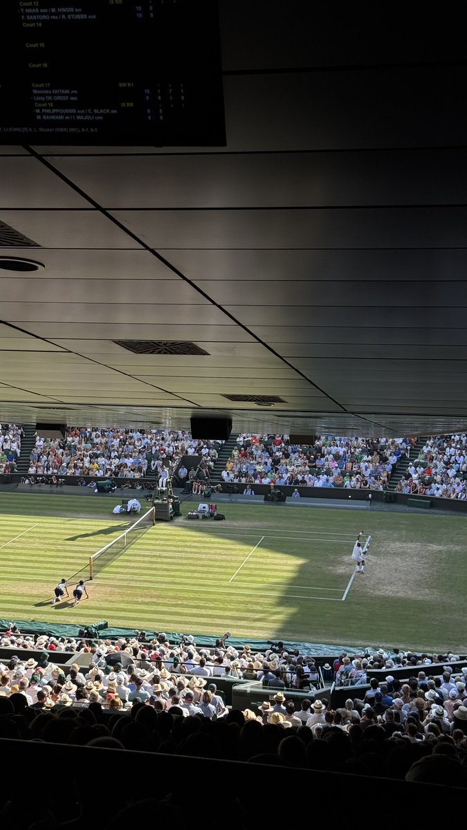 M_B7_S's tweet photo. #Wimbledon https://t.co/LTLxJ6hgHf