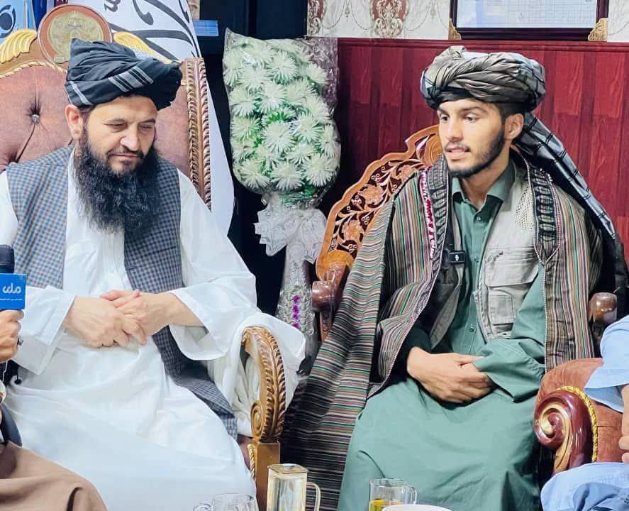 Rashed9ioj4's tweet photo. از جناب محترم والی ولایت پروان صمیمانه سپاسگزاری می‌کنم که با نگاه مسئولانه و توجه ویژه به پیشرفت علوم عصری و رشد علمی جوانان، زمینه امید و انگیزه را برای نسل آینده فراهم می‌سازند.
از دیدار، حسن برخورد، اخلاق نیک و صمیمیت ایشان بسیار متأثر شدم. https://t.co/GU7OZsgst4