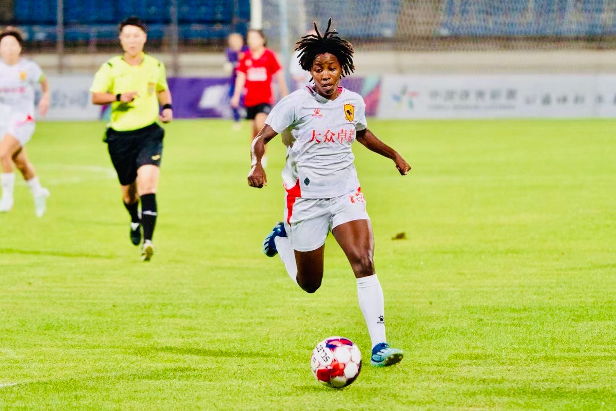 ltaagency's tweet photo. NEW CONTRACT / @ltaagency ✍️ Sandrine Niyonkuru🤝

LTA Agency is delighted to announce that Burundian international striker Sandrine Niyonkuru has officially renewed her representation contract with the agency.

The journey continues!

🔗https://t.co/JxugX0Jmm3 https://t.co/5jZnJpOwzS