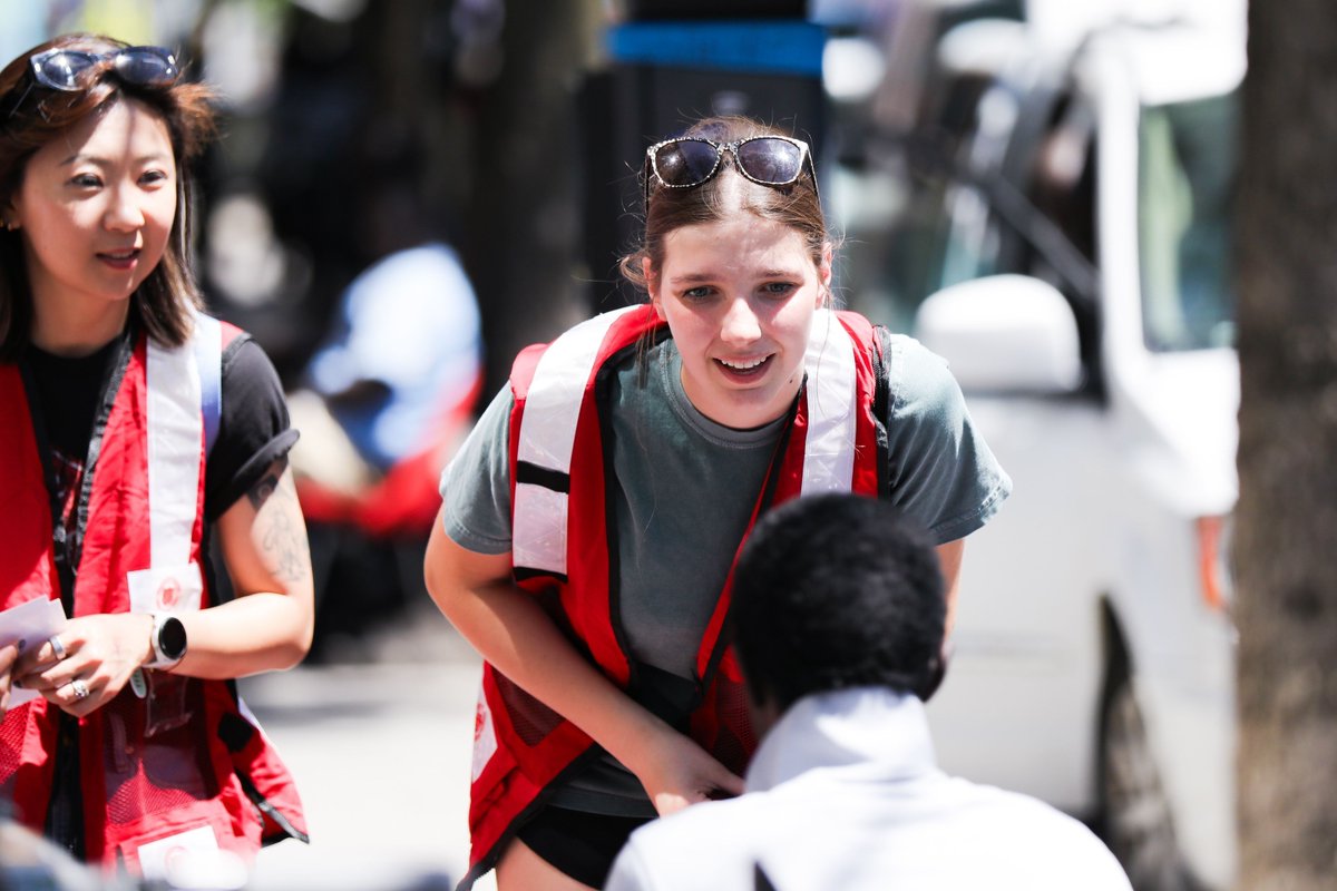 SBKgives's tweet photo. @CITYPAKProject is having a busy summer! Across the country, outreach teams and community organizations are coming together to connect people with essential resources, support services, and durable PAKs designed to help protect and carry belongings safely. https://t.co/iiDLqfzqER