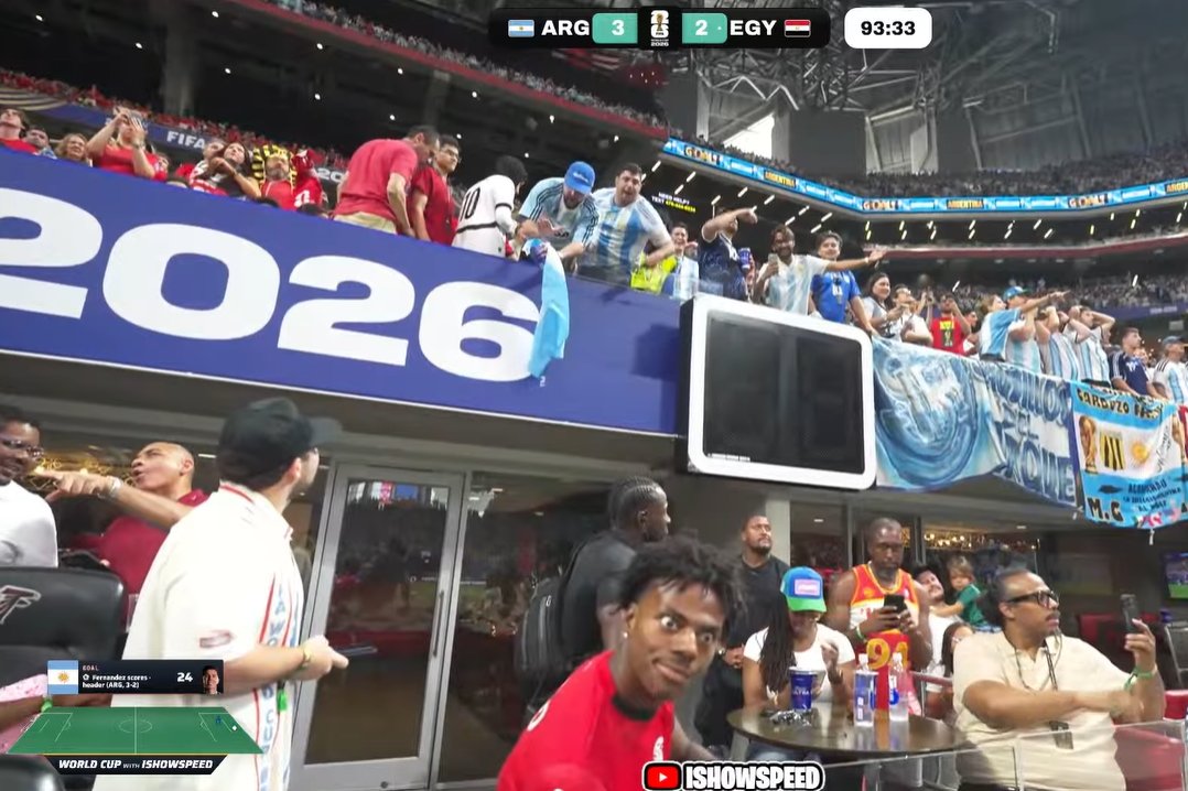 FarziCricketer's tweet photo. Argentina fans are now after Speed. 💀💀 https://t.co/sxgAwZMuAi