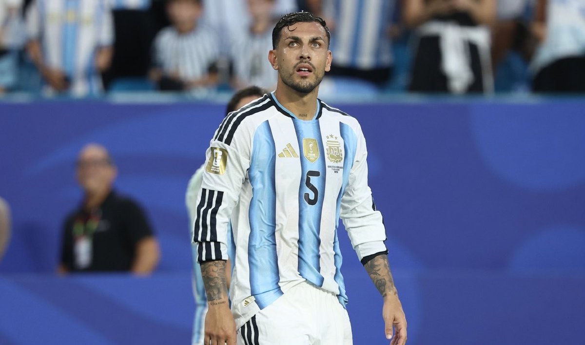 Labocatw's tweet photo. PARTIDAZO DEL 5 DE BOCA. 

DON LEANDRO DANIEL PAREDES BENÍTEZ 

TITULAR 🇦🇷💙💛 https://t.co/XjBJwSetGp