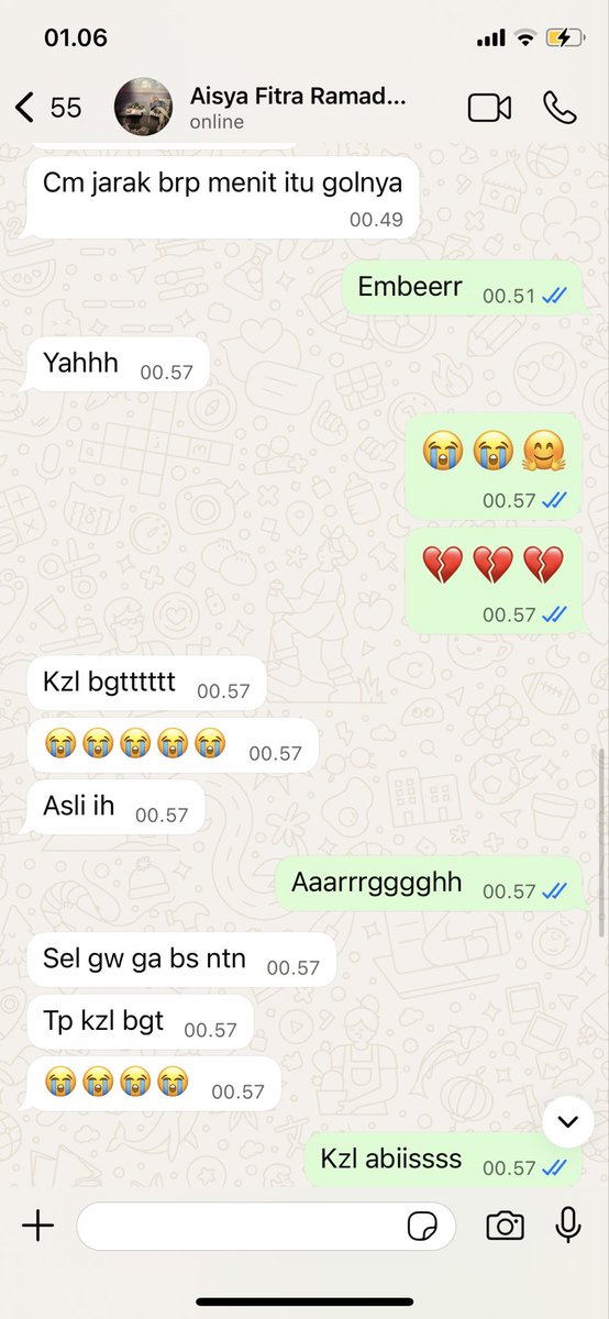selalov's tweet photo. Meanwhile, our chats be like. We’re so sad 💔 Argh.. https://t.co/CYcQIBgyZd