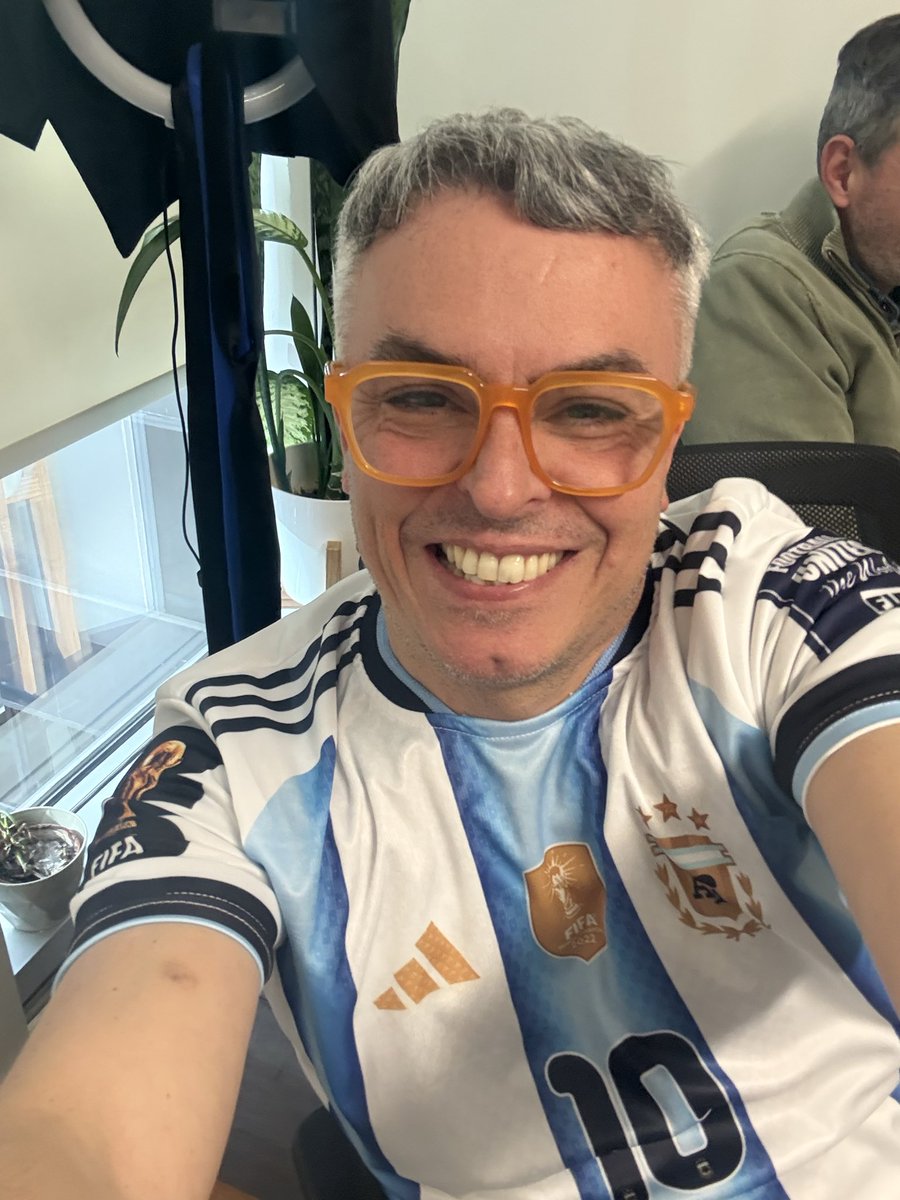 EstebanPaulon's tweet photo. Si no sufrimos, no vale! 
#VamosArgentina https://t.co/GOf6iAzMm8
