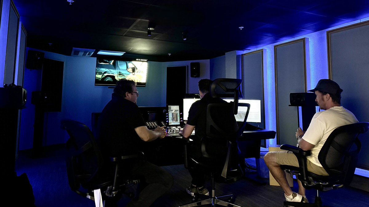 roelreine's tweet photo. In the final mix for our movie LOVE HATE HUNT KILL. So proud of this movie. https://t.co/4w7LFxpMvO