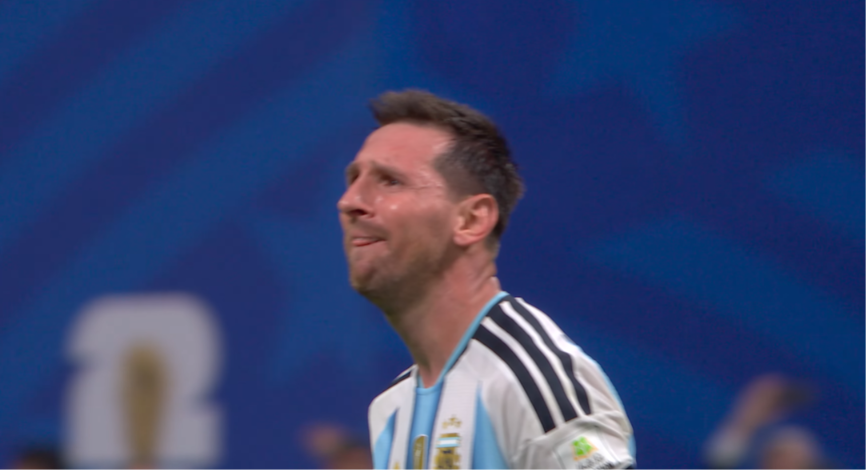 balotaromantico's tweet photo. segundo jogo de copa seguido que o messi ganha sozinho aos 39 anos

absurdo https://t.co/tdJsaUKTpa