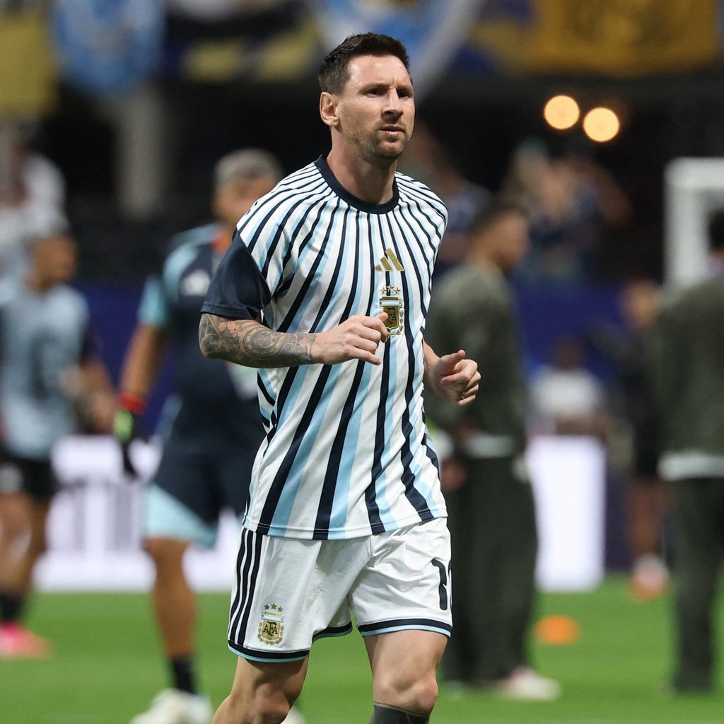 ItsMomoMashhh's tweet photo. Passes like Maradona, scores like Pelé. Total football. 🪄🐐 
 #FIFAWorldCup https://t.co/lYVrAX6YKb