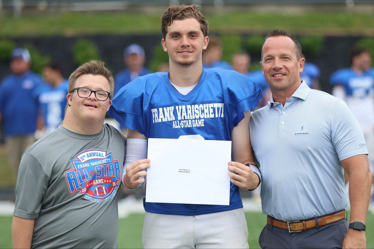 FrankVarischet1's tweet photo. Congratulations to Zaden Gould of Punxsutawney, the recipient of the SKG Wealth Management Scholarship at the 11th Annual Frank Varischetti All-Star Game. Zaden will attend Allegheny College to study Finance. 
 
Photo courtesy of Zak Lantz/The Courier Express https://t.co/NGieZ9kQwX