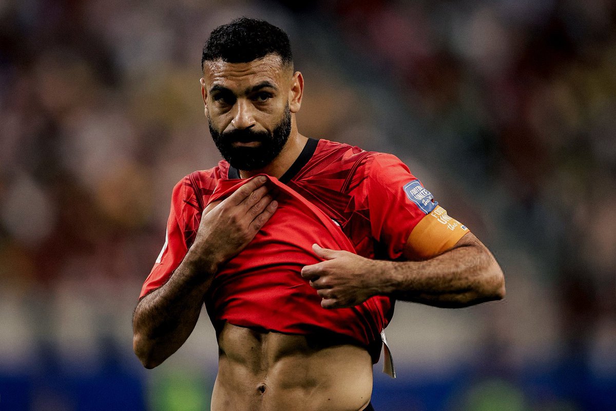 SalahUpdates's tweet photo. We are forever proud of you @MoSalah ❤️ https://t.co/C4MvSj98Dw